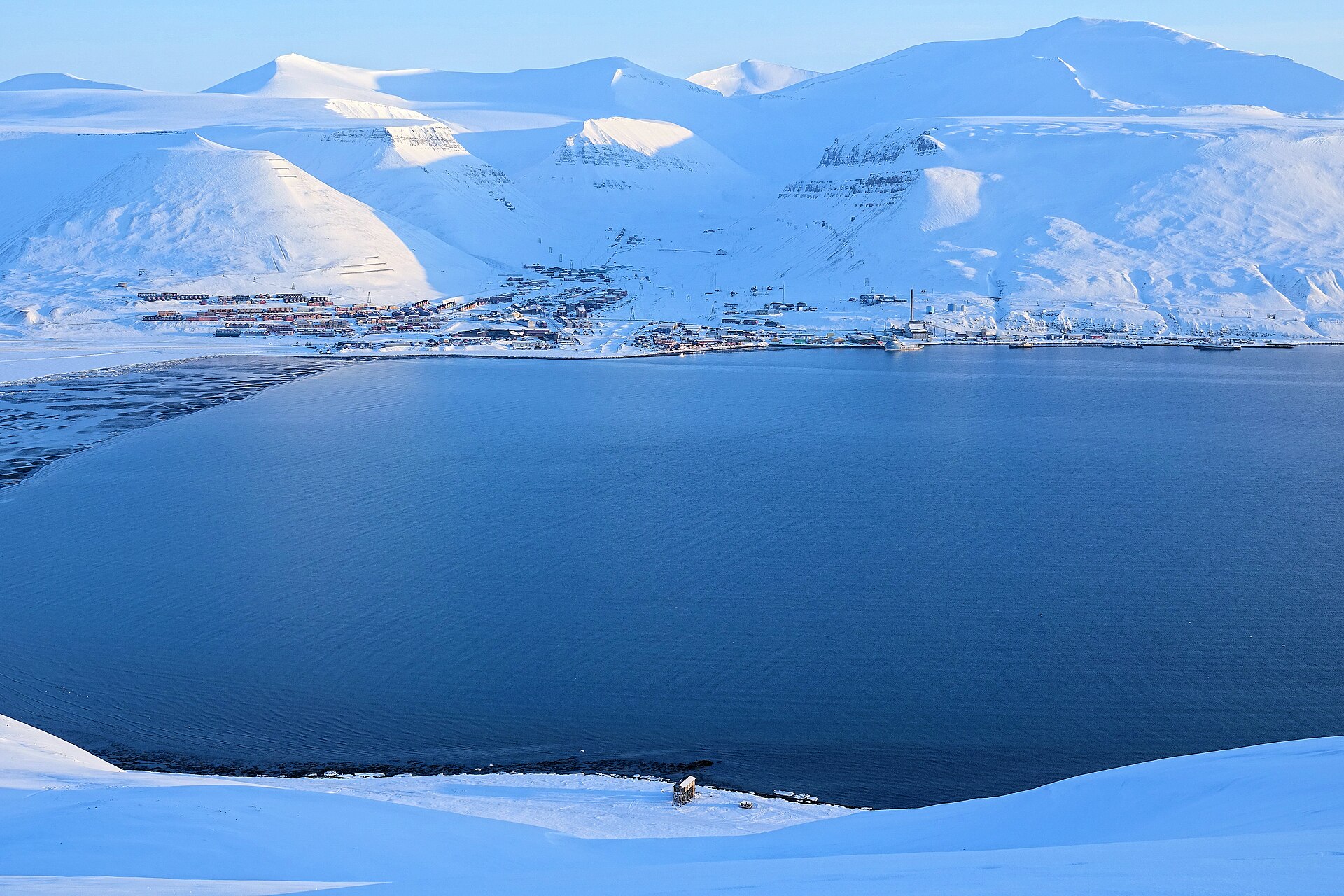 Longyearbyen seen from Hiorthfjellet across Adventfjorden
